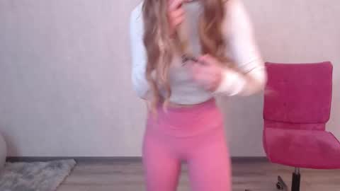 Snapshot of adriana_meow246 chatting on November 3, 3:02 pm Adriana online show from November 3, 3:02 pm