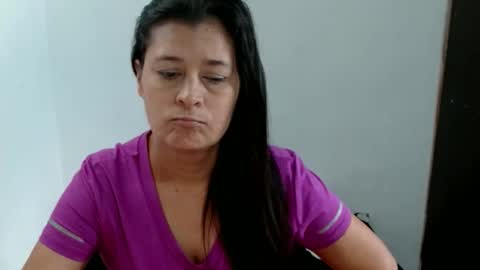 Adriana milf online show from May 27, 3:09 pm