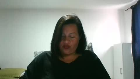 adrianagogo18 online show from October 25, 8:58 pm