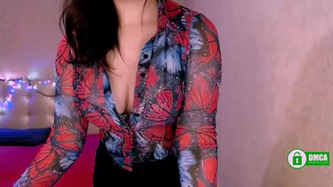 Snapshot of adrianakuiper chatting on November 19, 2:50 pm Adriana online show from November 19, 2:50 pm