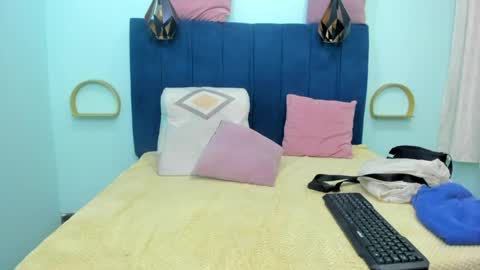 Snapshot of adrianasex_69 chatting on April 25, 11:35 pm adriana online show from April 25, 11:35 pm