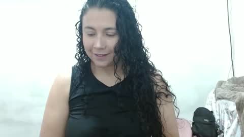 Adriana Tellez online show from September 16, 2:51 pm