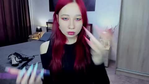 AdrianFay online show from March 31, 11:43 am