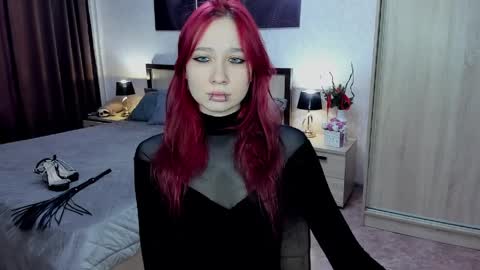 AdrianFay online show from April 4, 11:40 am