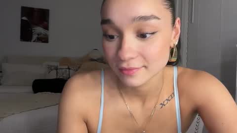 Adrianna  online show from February 8, 5:51 am