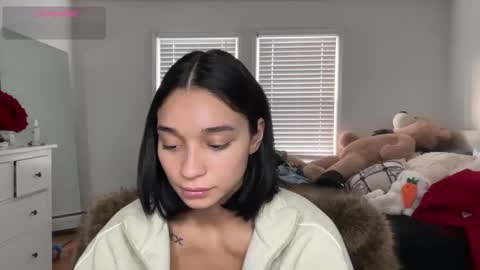 Adrianna  online show from November 23, 8:30 pm