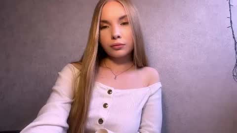 Snapshot of adriannemuldowney chatting on May 16, 2:16 pm Caroline online show from May 16, 2:16 pm