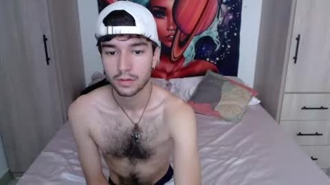 Snapshot of adrien_polo chatting on June 23, 10:19 pm adrien_polo online show from June 23, 10:19 pm