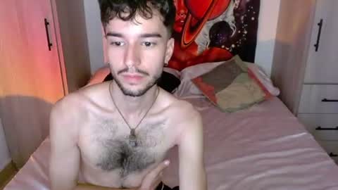 Snapshot of adrien_polo chatting on July 7, 2:25 am adrien_polo online show from July 7, 2:25 am