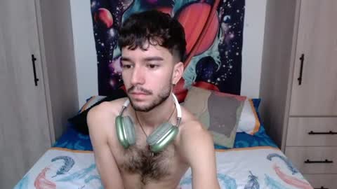 Snapshot of adrien_polo chatting on July 12, 1:46 pm adrien_polo online show from July 12, 1:46 pm