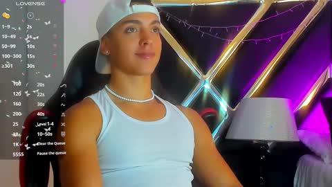 Adrian Lopez online show from December 26, 9:26 pm