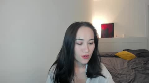 Snapshot of ae_nie chatting on October 25, 12:13 pm Aenie online show from October 25, 12:13 pm