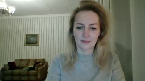 Snapshot of aeroliss chatting on May 6, 5:40 pm aeroliss online show from May 6, 5:40 pm