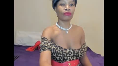 AfricanSquirtQueen online show from April 23, 12:29 pm
