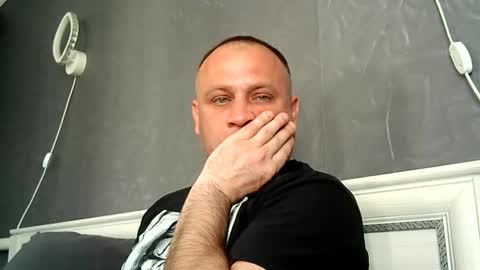 Sasha online show from April 23, 6:25 am