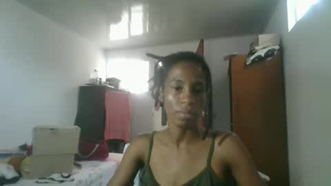 Snapshot of africadeluxe chatting on May 8, 5:07 pm Africa online show from May 8, 5:07 pm