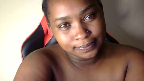 Snapshot of african001 chatting on September 20, 3:57 pm stella online show from September 20, 3:57 pm