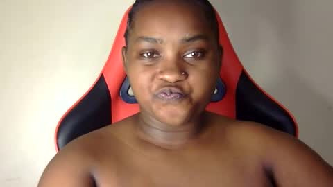Snapshot of african001 chatting on September 26, 6:23 pm stella online show from September 26, 6:23 pm
