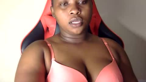 Snapshot of african001 chatting on October 1, 4:02 pm stella online show from October 1, 4:02 pm