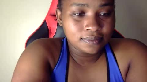 Snapshot of african001 chatting on October 18, 6:41 pm stella online show from October 18, 6:41 pm