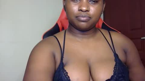 stella online show from April 2, 4:54 am