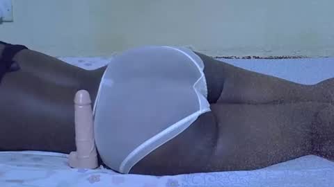 african_pussy2 online show from March 4, 4:52 pm