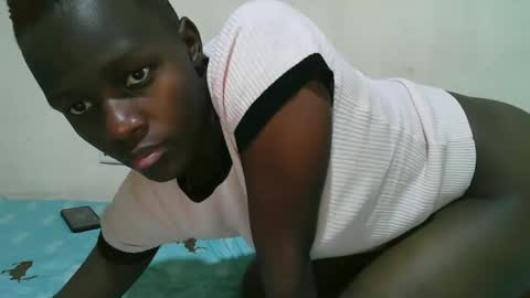 african_pussy2 online show from March 12, 2:45 pm