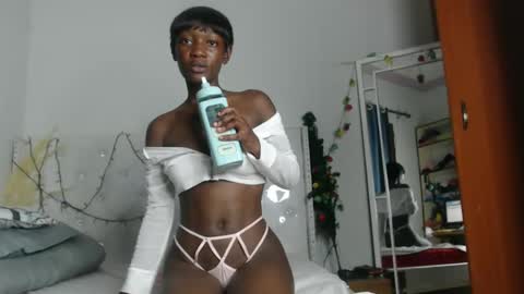 Snapshot of africanpetitequeen chatting on December 29, 2:42 pm CIARA online show from December 29, 2:42 pm