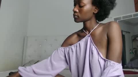 Snapshot of africanpetitequeen chatting on January 29, 8:35 pm CIARA online show from January 29, 8:35 pm