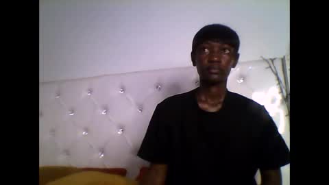 Snapshot of africanpetitequeen chatting on February 24, 9:10 am CIARA online show from February 24, 9:10 am