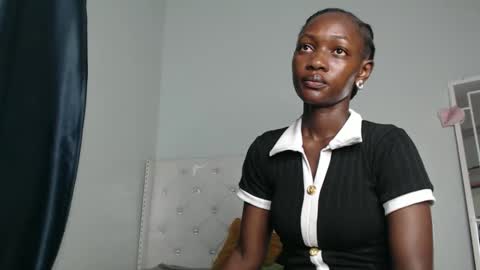 Snapshot of africanpetitequeen chatting on September 17, 11:34 am CIARA online show from September 17, 11:34 am