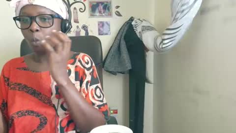 Snapshot of africanquee2 chatting on December 30, 7:26 am jackline online show from December 30, 7:26 am