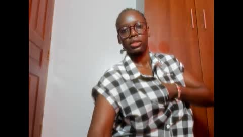 Leah online show from January 21, 7:58 am