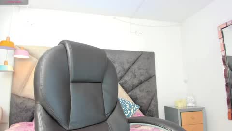 Snapshot of afroditavega chatting on May 21, 5:53 pm online show from May 21, 5:53 pm