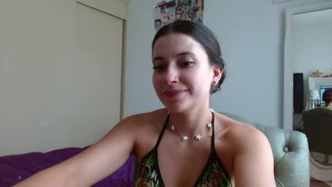 afrodithaa_ online show from March 19, 4:00 pm