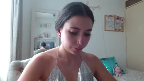 afrodithaa_ online show from April 30, 7:53 pm