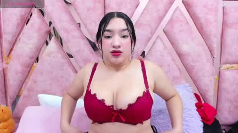 Snapshot of afroditta_hill chatting on June 9, 3:40 am afroditta_hill online show from June 9, 3:40 am