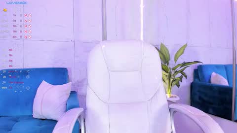 A F R O D I T A  online show from November 12, 12:16 pm