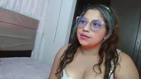 Afrodita Booms online show from October 23, 9:02 pm