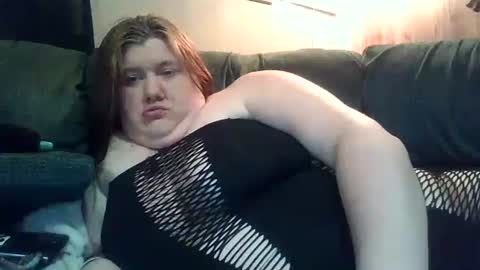 Babygirls353637 online show from April 24, 12:24 am