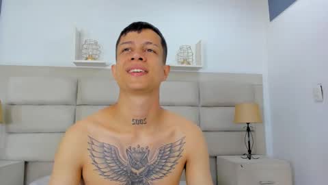 Snapshot of agarevans chatting on December 3, 4:20 am AGAR online show from December 3, 4:20 am