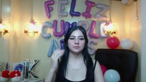 Kimberly online show from November 4, 1:43 pm