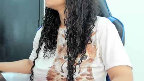 A G A T A  online show from April 16, 12:17 pm