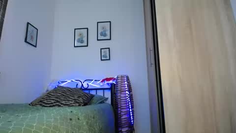 DIANA  online show from December 19, 4:35 pm