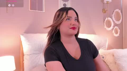 Snapshot of agata_laurent_ chatting on June 12, 2:49 pm Agata Lauret online show from June 12, 2:49 pm