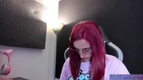 Agata Collinss online show from February 25, 8:07 pm