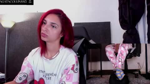 Snapshot of agatacollinsss chatting on May 4, 5:47 am Agata Collinss online show from May 4, 5:47 am