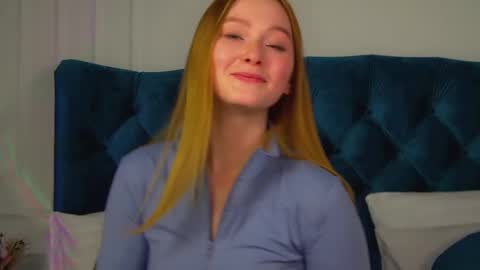 Snapshot of agatafoxley chatting on November 22, 6:29 pm AgataFoxley online show from November 22, 6:29 pm