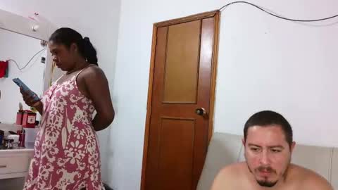 independent model online show from August 2, 6:34 am