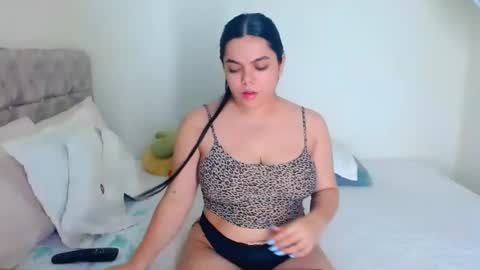 Snapshot of agatha_frank4 chatting on November 23, 10:09 pm agatha frank online show from November 23, 10:09 pm